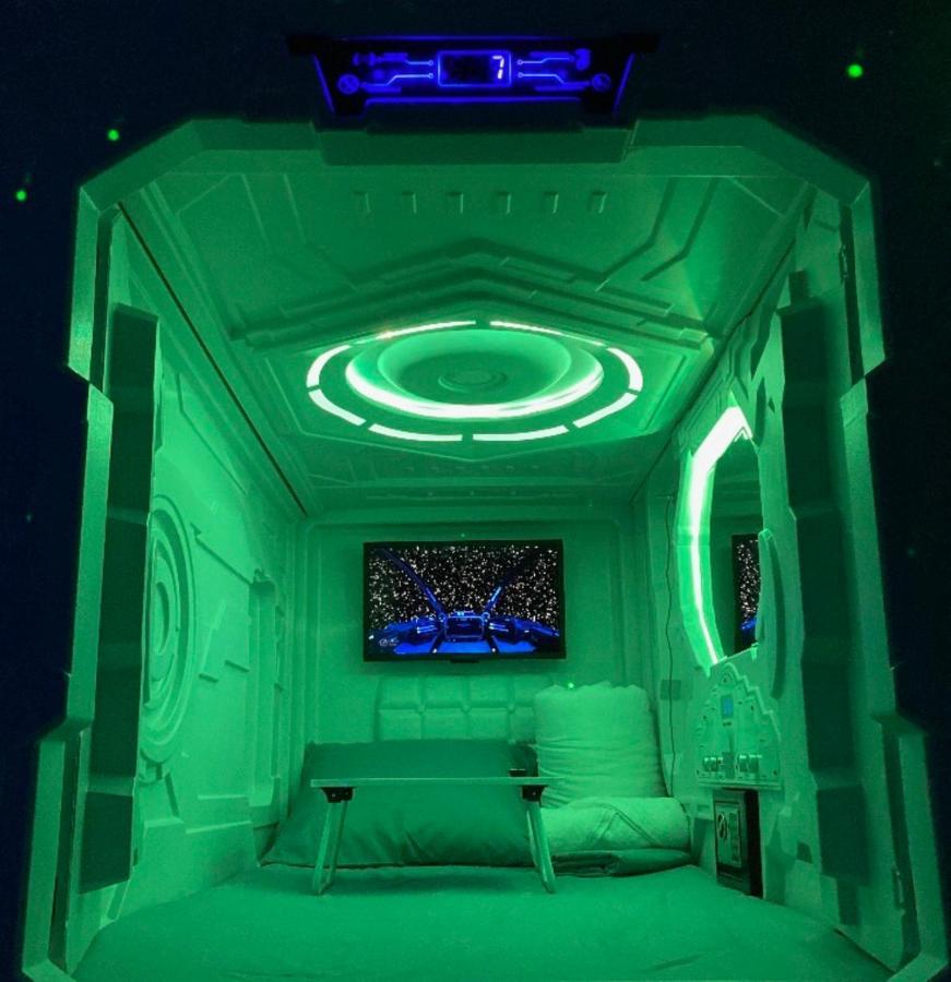 ホテル La Podlife ロサンゼルス エクステリア 写真